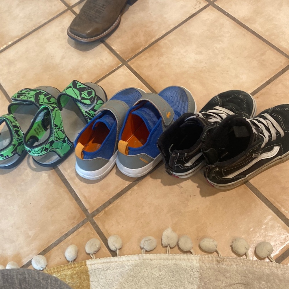 Size 8 toddler boys